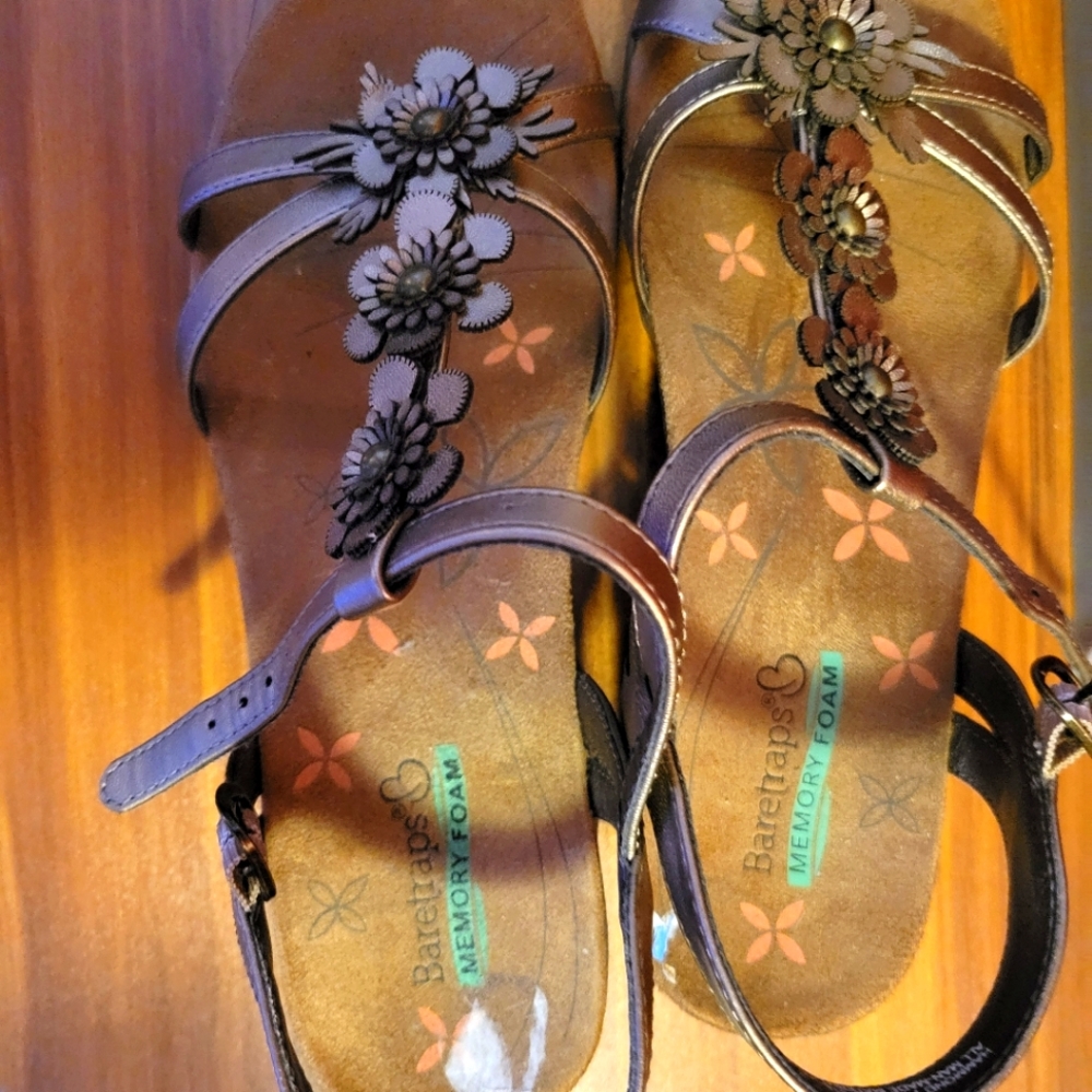 Baretrap Sandals with pretty flower design